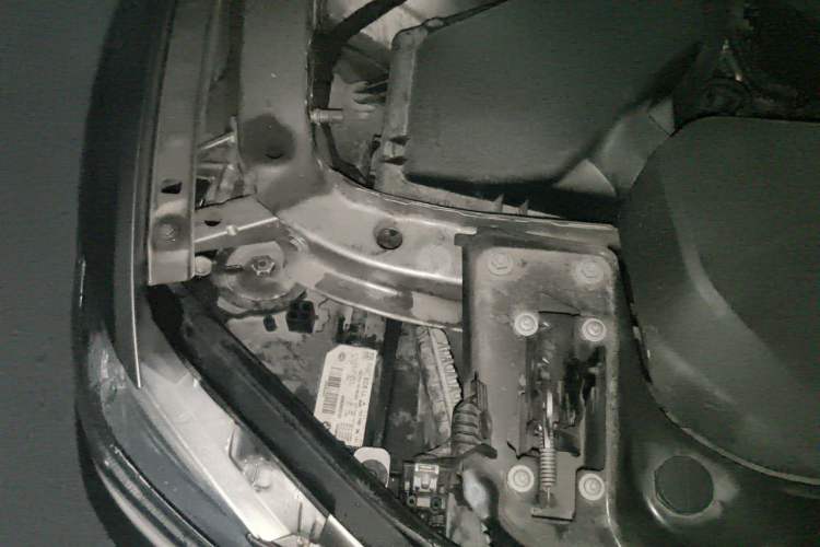 Used BMW 3 Series 2019 320Li Fashion Model Engine Bay Right