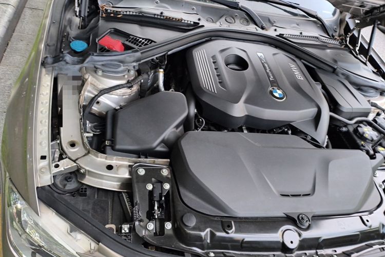 Used BMW 3 Series 2019 320Li Fashion Model Engine Bay Right