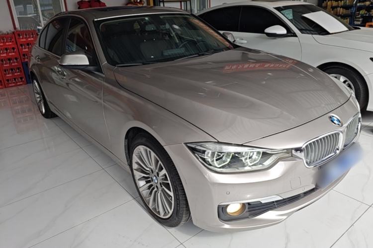 Used BMW 3 Series 2019 320Li Fashion Model Front Right 45 Deg