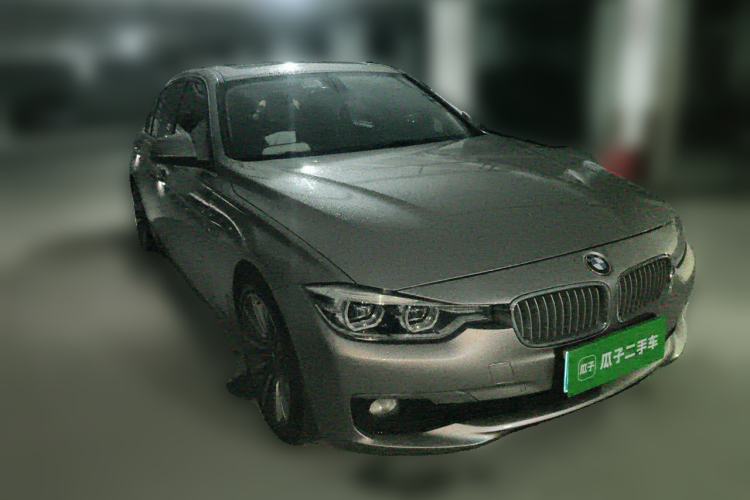 Used BMW 3 Series 2019 320Li Fashion Model Front Right 45 Deg
