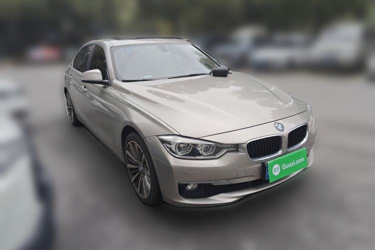 Used BMW 3 Series 2019 320Li Fashion Model Front Right 45 Deg
