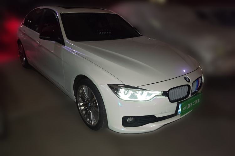 Used BMW 3 Series 2019 320Li Fashion Model Front Right 45 Deg