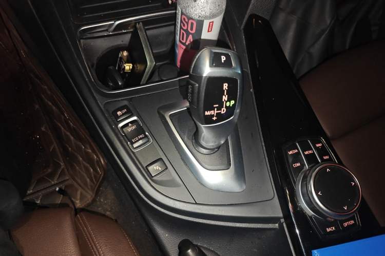 Used BMW 3 Series 2019 320Li Fashion Model Gear Lever