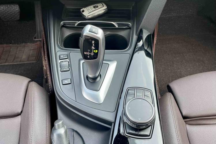 Used BMW 3 Series 2019 320Li Fashion Model Interior 11