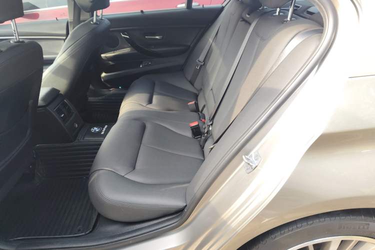 Used BMW 3 Series 2019 320Li Fashion Model Interior 4