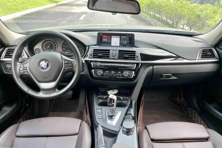 Used BMW 3 Series 2019 320Li Fashion Model Interior 5