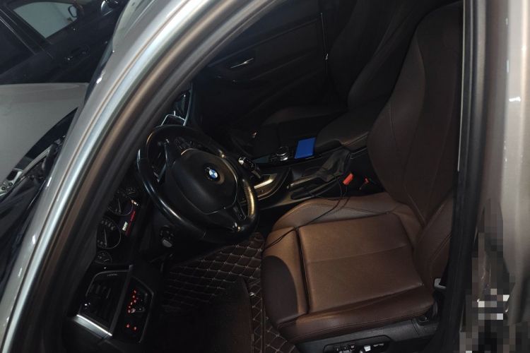 Used BMW 3 Series 2019 320Li Fashion Model Left Front Seat