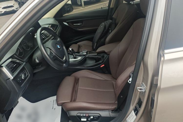 Used BMW 3 Series 2019 320Li Fashion Model Left Front Seat