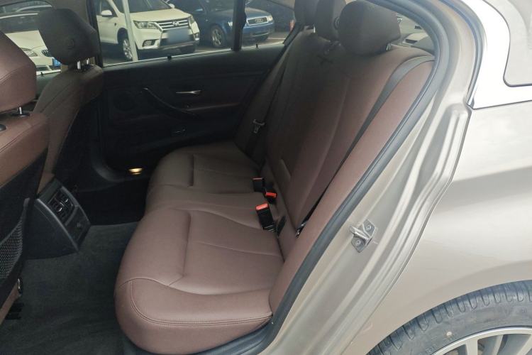 Used BMW 3 Series 2019 320Li Fashion Model Left Rear Seat