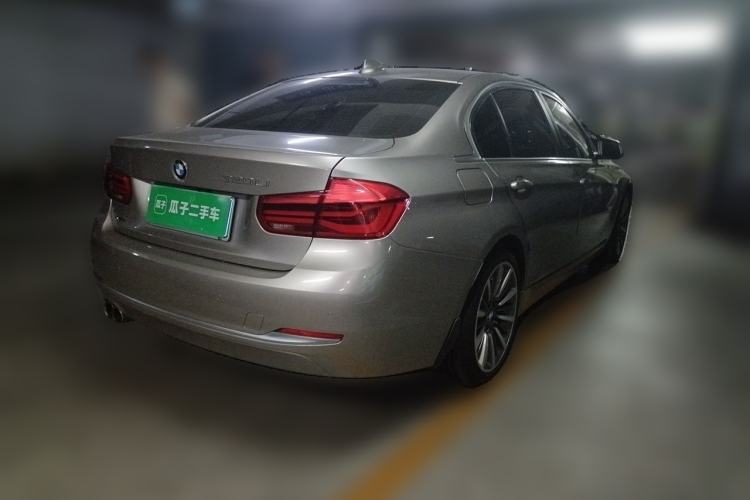 Used BMW 3 Series 2019 320Li xDrive Fashion Model Rear Right 45 Deg