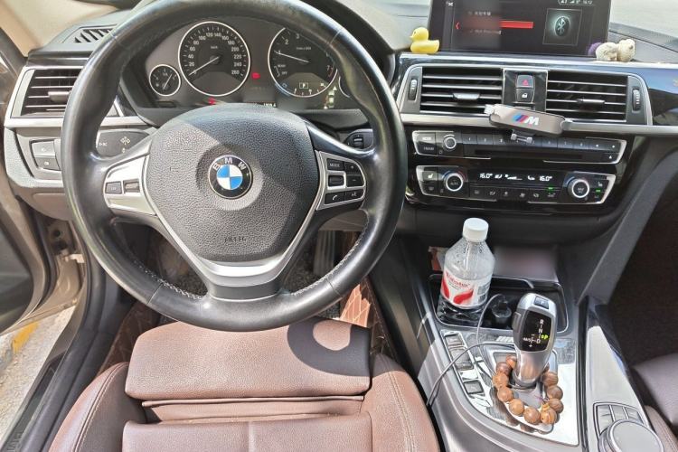 Used BMW 3 Series 2019 320Li Fashion Model Steering Wheel
