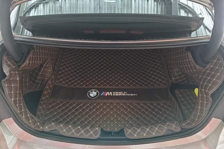 Used BMW 3 Series 2019 320Li Fashion Model Trunk