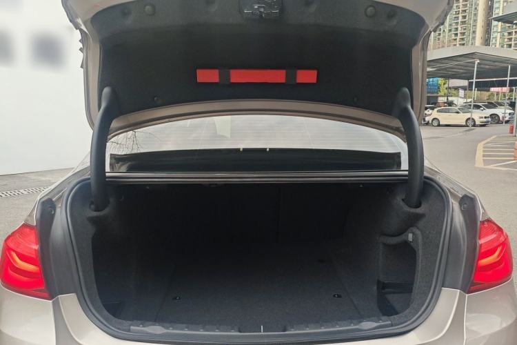 Used BMW 3 Series 2019 320Li Fashion Model Trunk