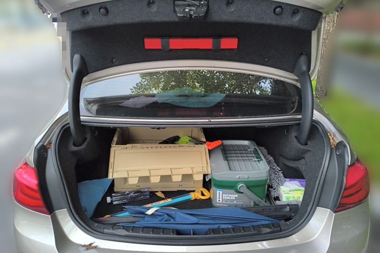 Used BMW 3 Series 2019 320Li Fashion Model Trunk
