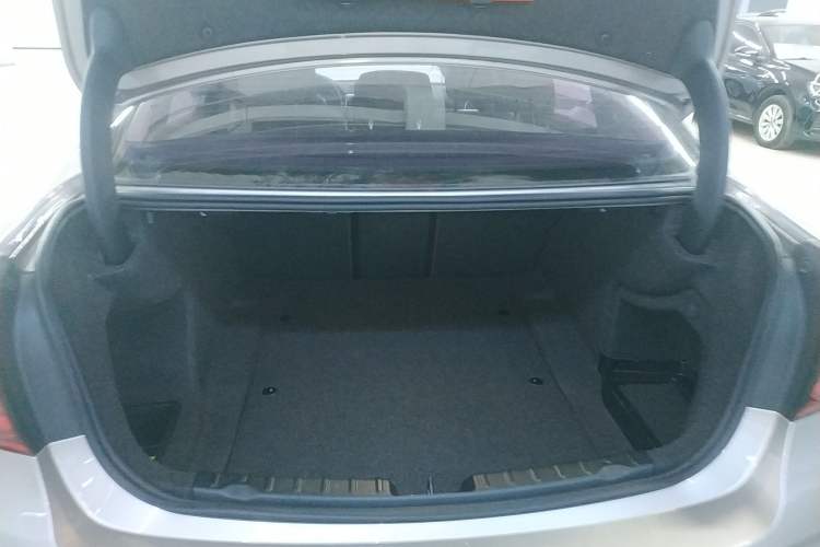 Used BMW 3 Series 2019 320Li xDrive Fashion Model Trunk