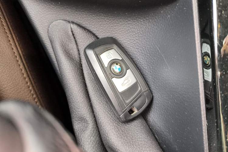 Used BMW 3 Series 2019 320Li Fashion Model Vehicle Key