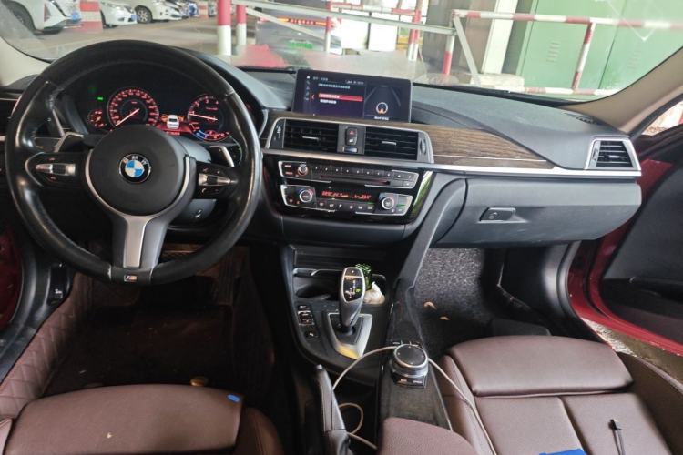 Used BMW 3 Series 2019 320Li M Sport Night Edition Center Console