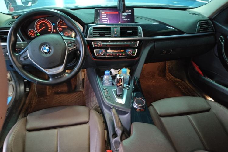 Used BMW 3 Series 2019 320Li Fashion Model Center Console