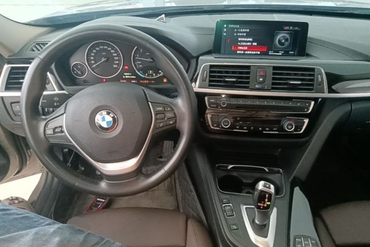 Used BMW 3 Series 2019 320Li Fashion Model Center Console