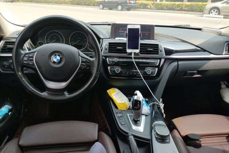 Used BMW 3 Series 2019 320Li Fashion Model Center Console