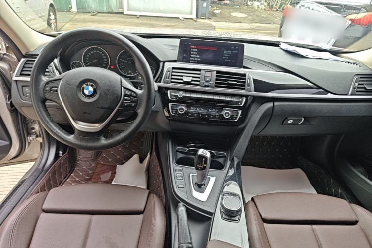 Used BMW 3 Series 2019 320Li Fashion Model Center Console