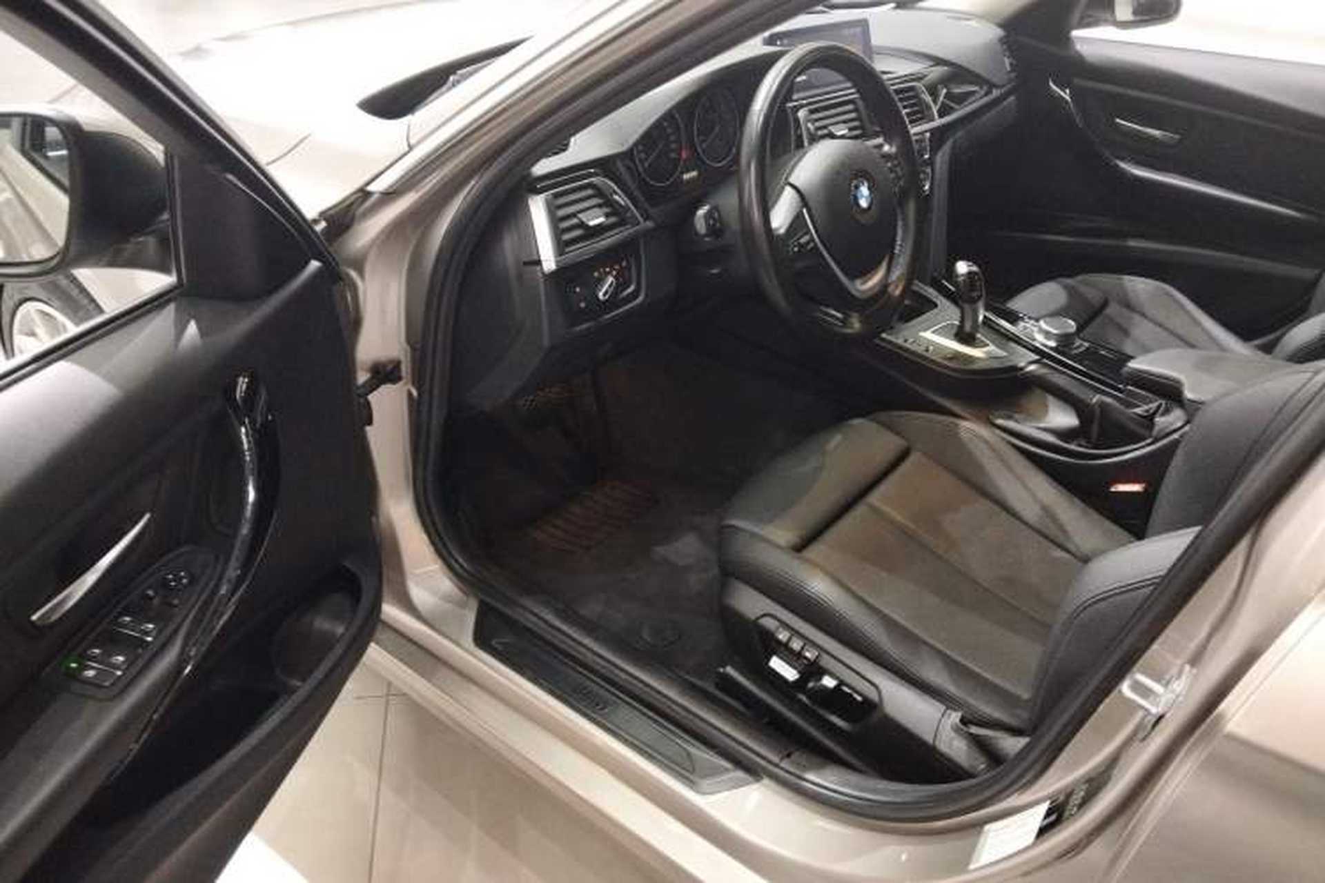 Used BMW 3 Series 2019 320Li Fashion Model Driver Seat