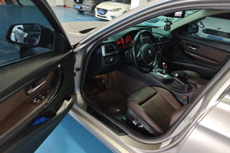 Used BMW 3 Series 2019 320Li Fashion Model Driver Seat