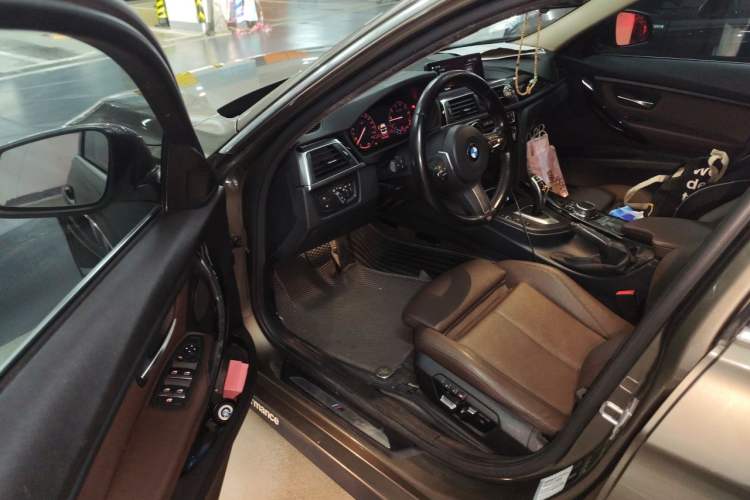 Used BMW 3 Series 2019 320Li M Luxury Package Driver Seat