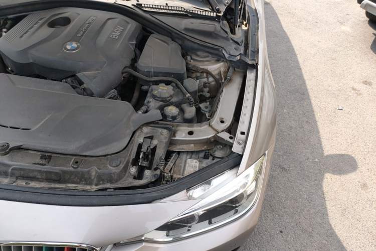 Used BMW 3 Series 2019 320Li Fashion Model Engine Bay Left