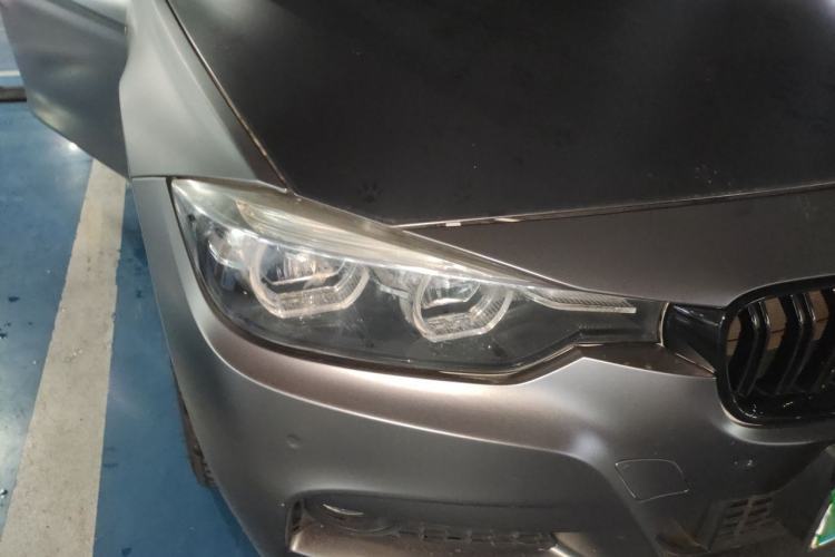 Used BMW 3 Series 2019 320i M Sport Night Edition Exterior 6
