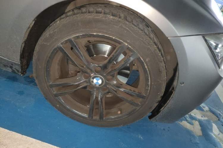 Used BMW 3 Series 2019 320i M Sport Night Edition Exterior 7