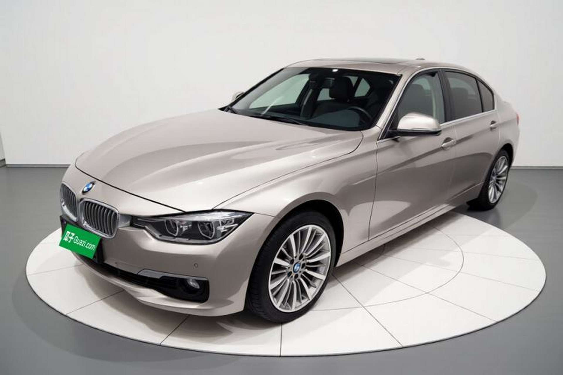 Used BMW 3 Series 2019 320Li Fashion Model Front Left 45 Deg