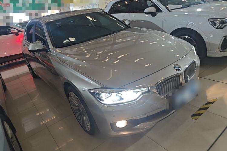 Used BMW 3 Series 2019 320Li Fashion Model Front Right 45 Deg