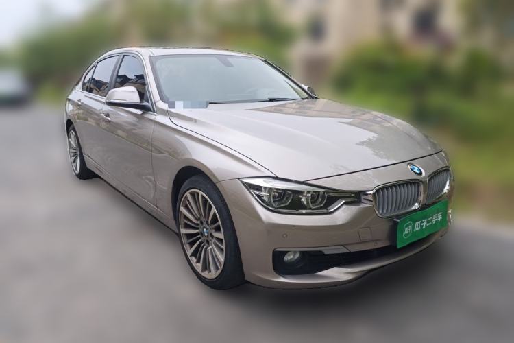 Used BMW 3 Series 2019 320Li Fashion Model Front Right 45 Deg