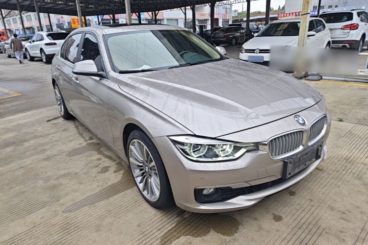 Used BMW 3 Series 2019 320Li Fashion Model Front Right 45 Deg