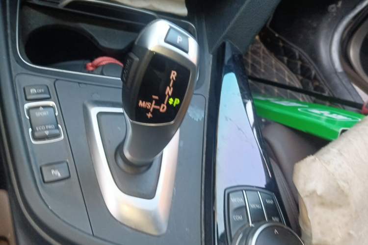 Used BMW 3 Series 2019 320Li xDrive Fashion Model Gear Lever