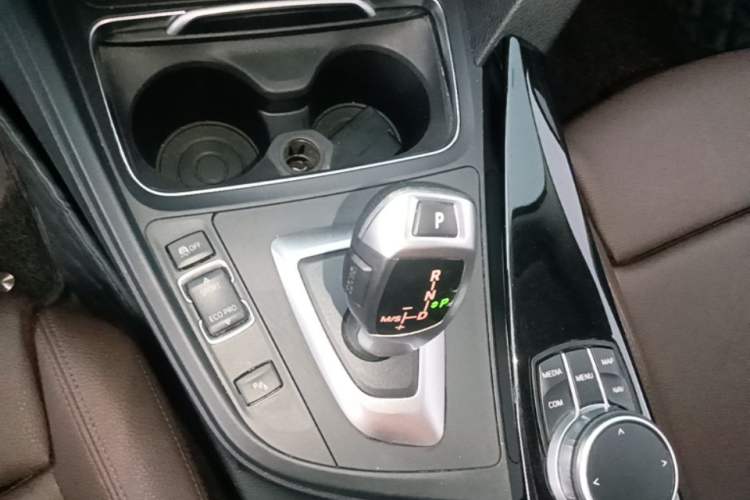 Used BMW 3 Series 2019 320Li Fashion Model Gear Lever