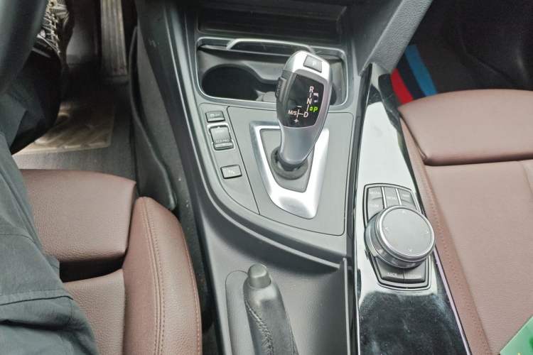 Used BMW 3 Series 2019 320Li Fashion Model Gear Lever