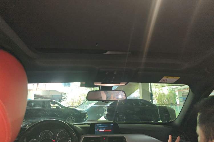 Used BMW 3 Series 2019 320i M Sport Package Headliner