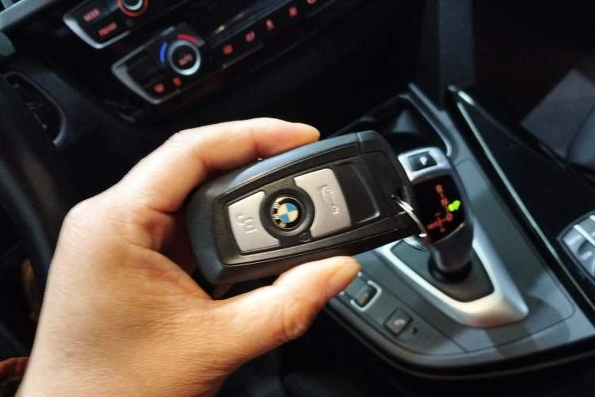 Used BMW 3 Series 2019 320Li Fashion Model Interior 1
