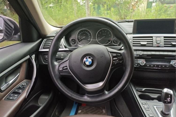 Used BMW 3 Series 2019 320Li Fashion Model Interior 4