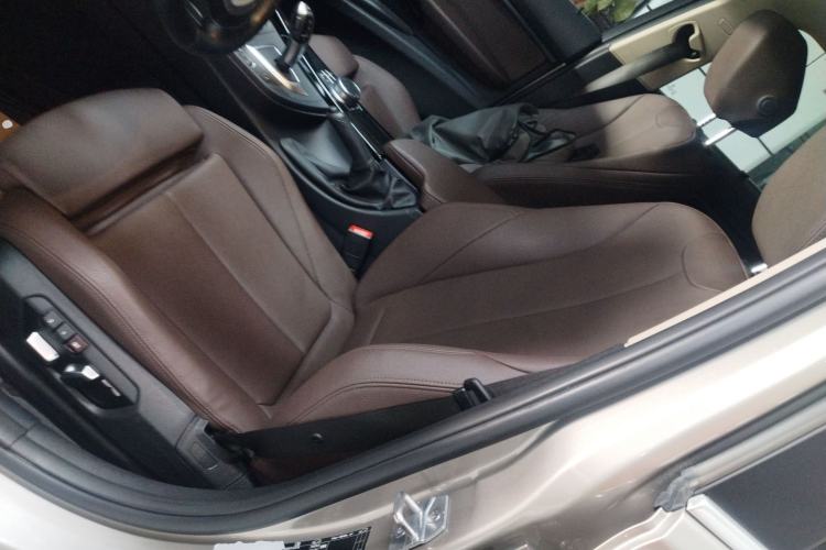 Used BMW 3 Series 2019 320Li Fashion Model Left Front Seat