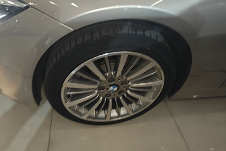 Used BMW 3 Series 2019 320Li Fashion Model Left Front Wheel Hub