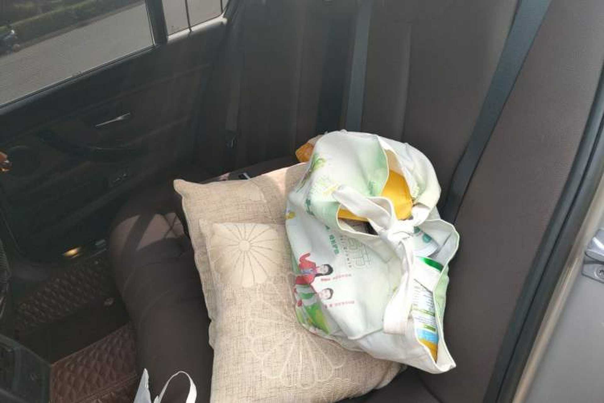 Used BMW 3 Series 2019 320Li Fashion Model Left Rear Seat