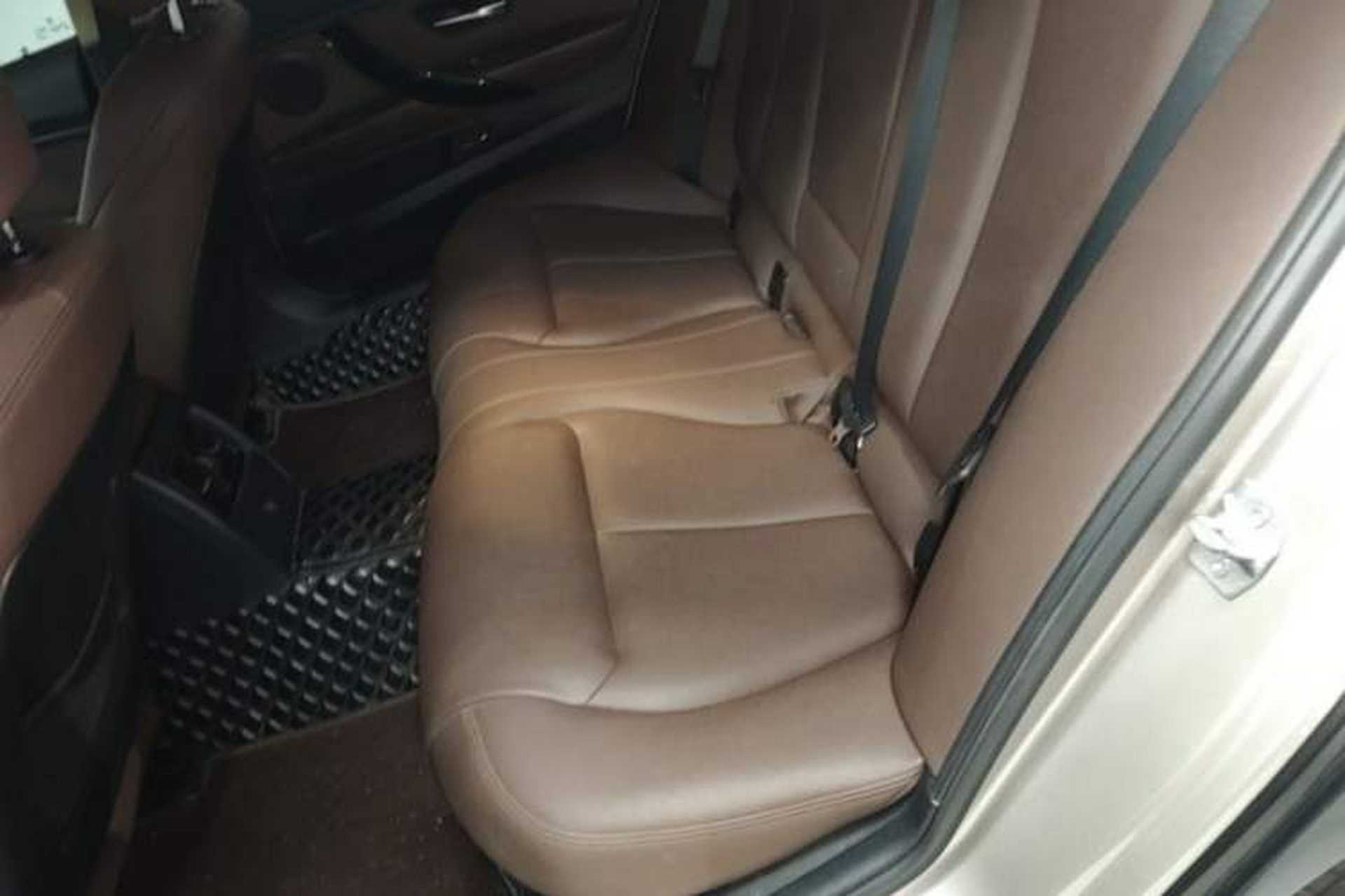 Used BMW 3 Series 2019 320Li Fashion Model Left Rear Seat
