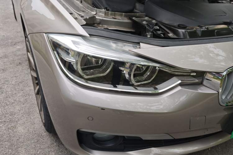 Used BMW 3 Series 2019 320Li Fashion Model Right Front Headlight