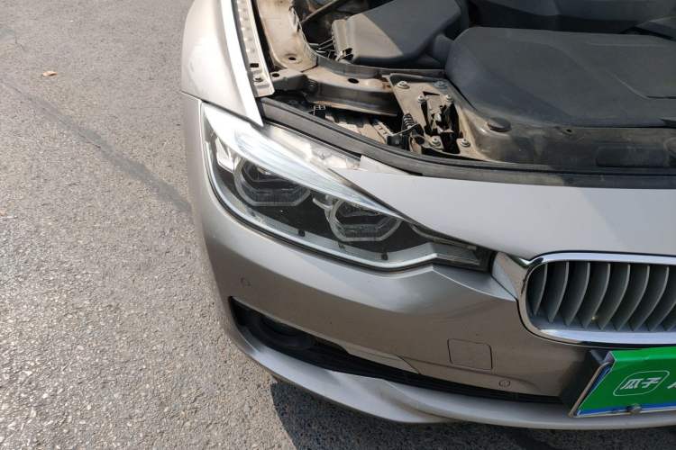 Used BMW 3 Series 2019 320Li Fashion Model Right Front Headlight