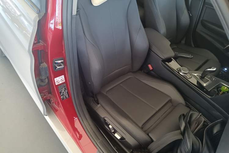 Used BMW 3 Series 2019 320Li M Sport Package Right Front Seat
