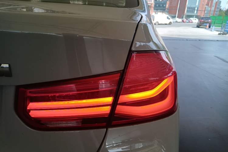 Used BMW 3 Series 2019 320Li M Sport Package Right Rear Taillight