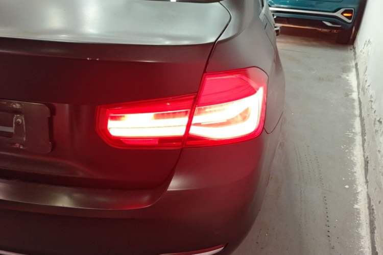 Used BMW 3 Series 2019 320Li Fashion Model Right Rear Taillight